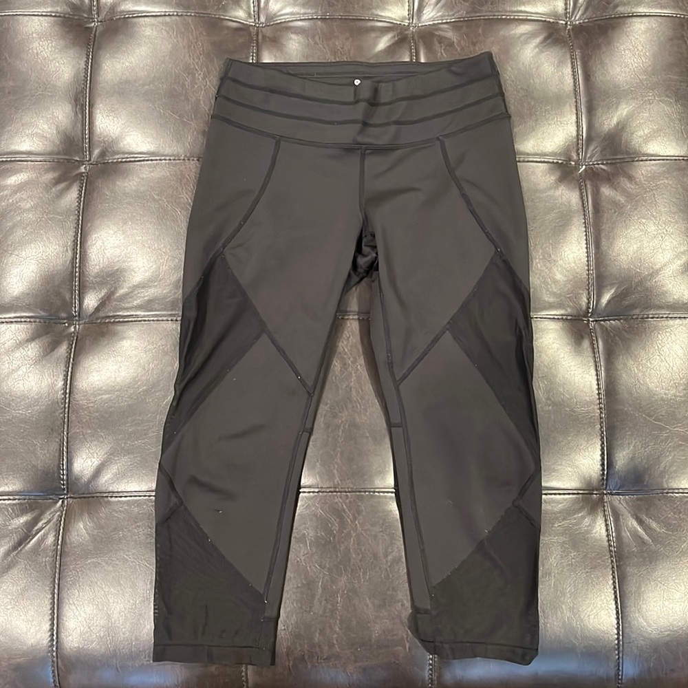 athleta sheer capri legging